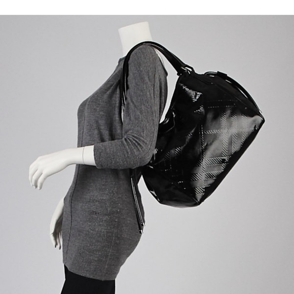 Authentic Burberry blue handbag. - Picture 10 of 10